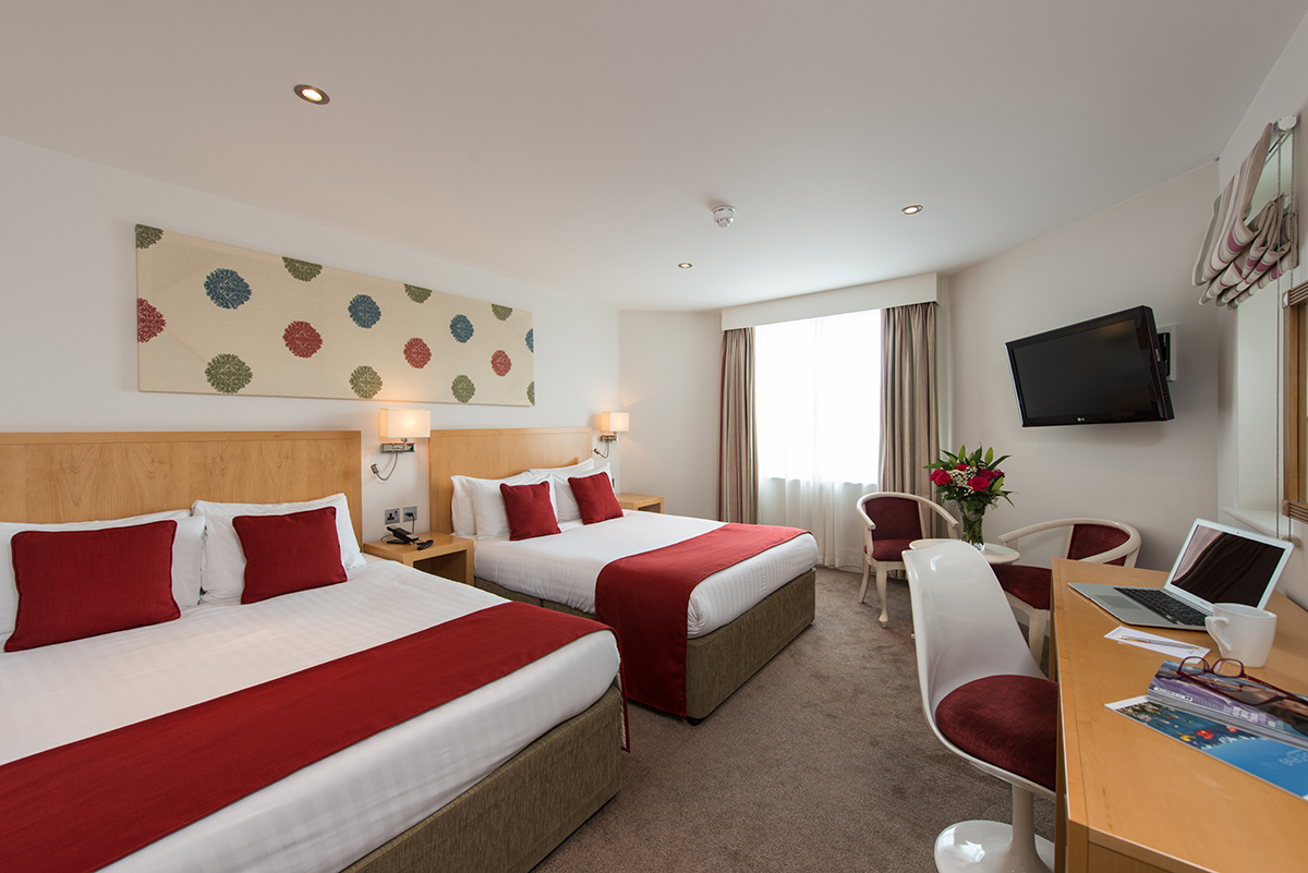 Quad Room Hotel in London Park International Hotel